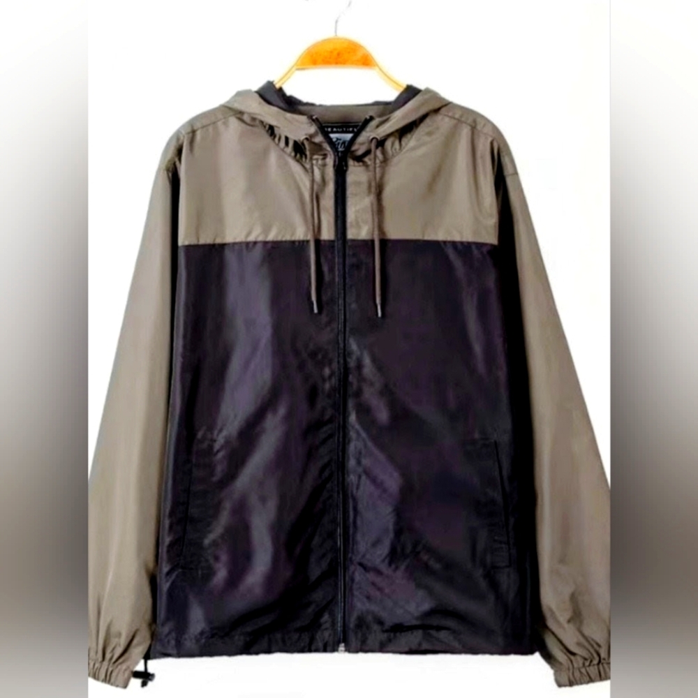 Men's Two-Tone Hooded Windbreaker